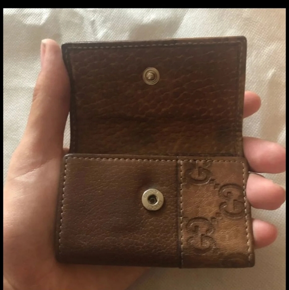 AUTHENTIC GUCCI KEYCHAIN - Picture 5 of 7